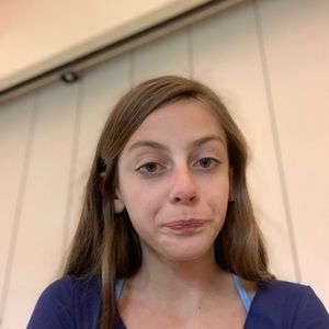 Meet your Posher, Mia